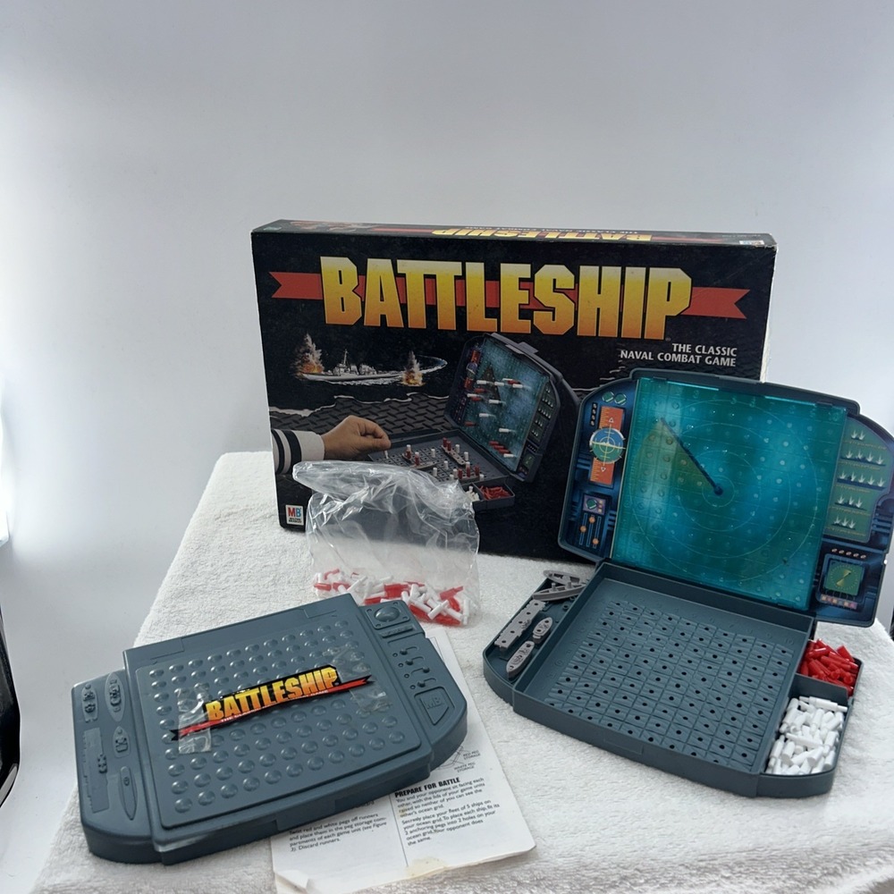 Vintage Battleship Milton Bradley 1996 90s War Classic Board Game Complete